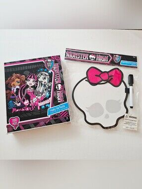 Monster High 100 Piece Puzzle & Dry Erase Board Gift Set